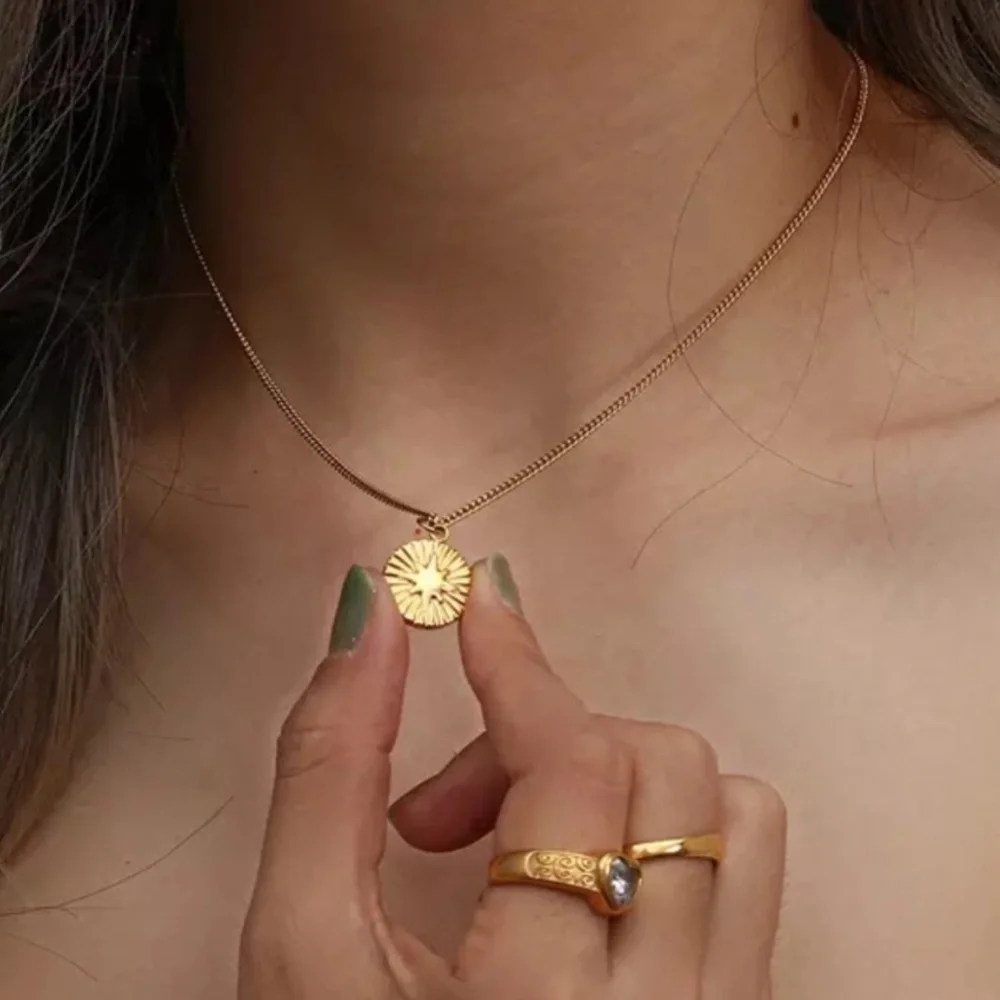 NEW MOON SUN STAR 18K GOLD NECKLACE, NICE NECKLACE, CUTE NECKLACE - Picture 5 of 7